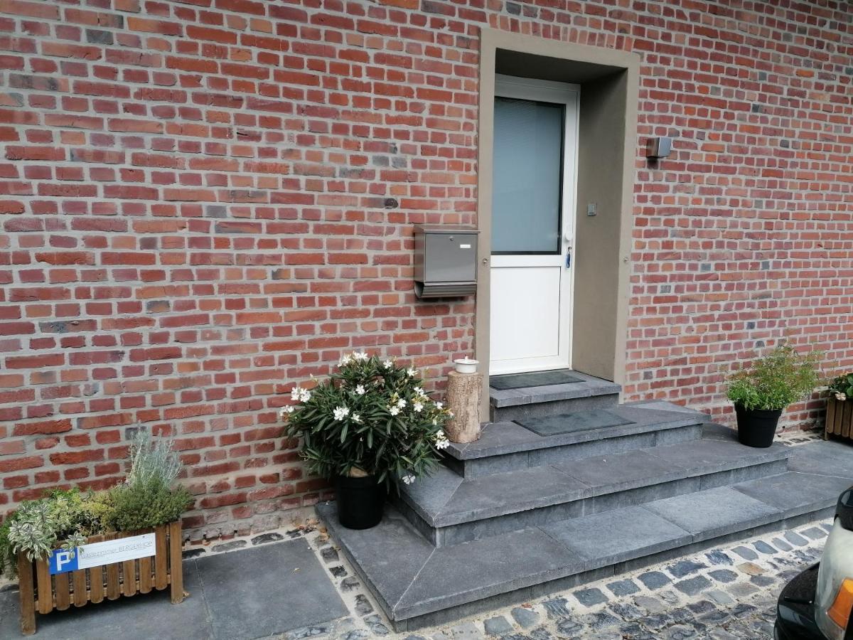 Gaestezimmer Bergerhof - Ankommen Und Wohlfuehlen Neuss Kültér fotó