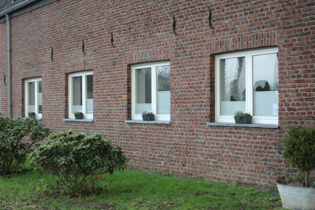 Gaestezimmer Bergerhof - Ankommen Und Wohlfuehlen Neuss Kültér fotó